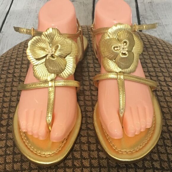 NWOB 8.5 Gold Thong Sandals KATE SPADE.  Ret: $295 - Picture 2 of 6